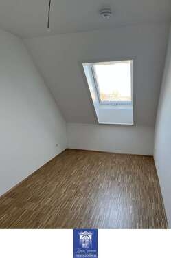 Foto - Wohnung zum Mieten in Arnsdorf 580,00 € 44.19 m²