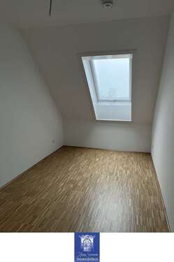 Foto - Wohnung zum Mieten in Arnsdorf 580,00 € 44.19 m²