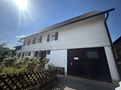 Foto - Haus zum Kaufen in Vöhringen-Wittershausen 125.000,00 € 90 m²