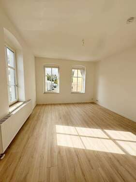 Foto - Wohnung zum Mieten in Limbach-Oberfrohna 350,00 € 56.18 m²