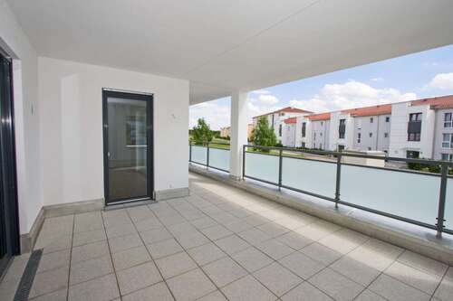 Foto - Wohnung zum Mieten in Augsburg-Göggingen 1.750,00 € 140.44 m²