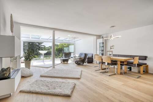 Foto - Haus zum Kaufen in Hilden 939.000,00 € 155.38 m²