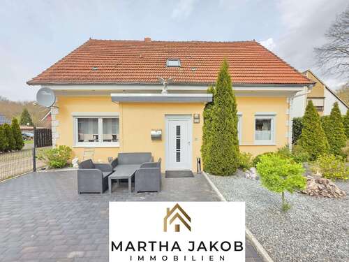 Foto - Haus zum Kaufen in Schiffdorf 299.900,00 € 215 m²