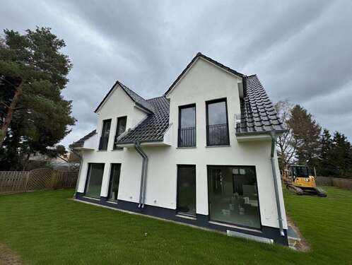 Foto - Haus zum Mieten in Berlin 2.850,00 € 150 m²