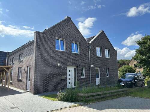 Foto - Haus zum Kaufen in Apen Augustfehn 350.200,00 € 121 m²