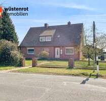Haus zum Kaufen in Halle Lage 289.000,00 € 165 m² - Halle/ Lage
