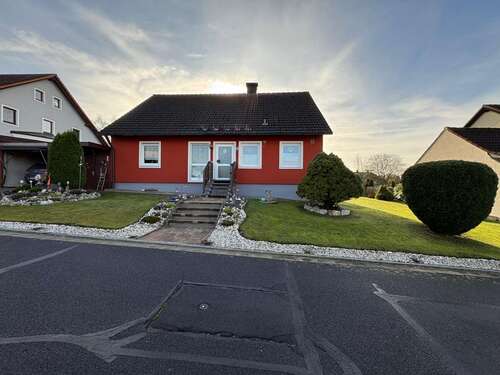 Foto - Haus zum Kaufen in Plößberg 260.000,00 € 96 m²