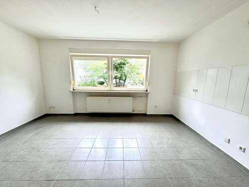 Foto - Wohnung zum Mieten in Oberhausen-Rheinhausen 380,00 € 26 m²