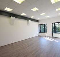 Büro in Essen 410,14 € 48 m² - 410,14&nbsp;EUR Kaltmiete, ca.&nbsp; 48,00&nbsp;m&sup2; in Essen (PLZ: 45327)