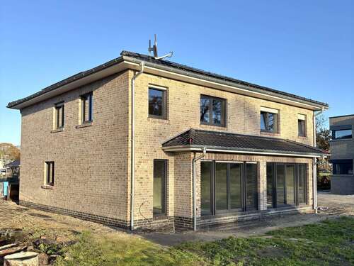 Foto - Haus zum Kaufen in Wiefelstede 378.110,00 € 121 m²