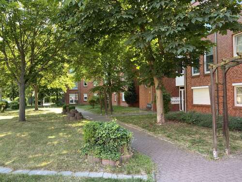Foto - Wohnung zum Mieten in Hermsdorf 325,00 € 40.5 m²