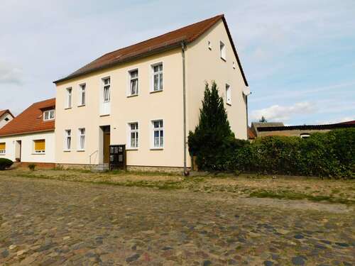 Foto - Haus zum Kaufen in Friesack 549.000,00 € 249.5 m²