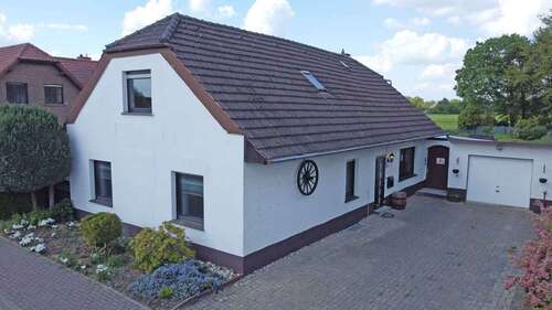 Foto - Haus zum Kaufen in Alpen 299.000,00 € 142.78 m²