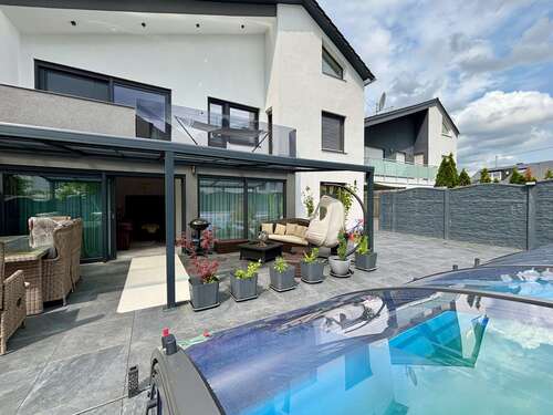 Foto - Haus zum Mieten in Waiblingen 3.000,00 € 240 m²