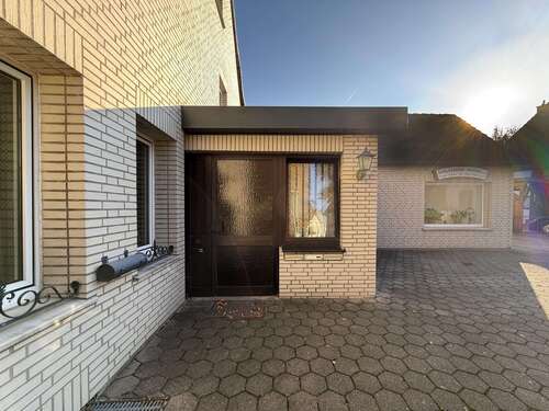Foto - Haus zum Kaufen in Emmerthal 199.000,00 € 438.27 m²