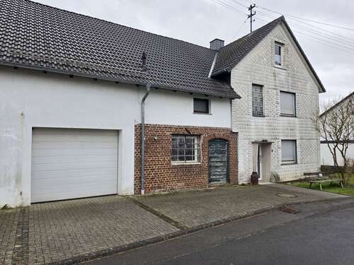 Foto - Haus zum Kaufen in Nauroth 199.500,00 € 120 m²