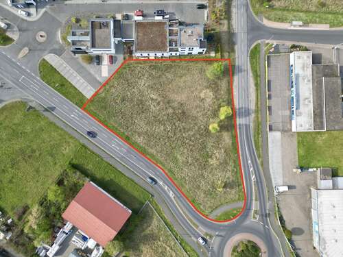 Foto - Grundstück in Großwallstadt 1.350.000,00 € 3400 m²