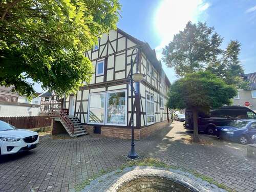 Foto - Haus zum Kaufen in Baunatal Großenritte 379.000,00 € 255 m²