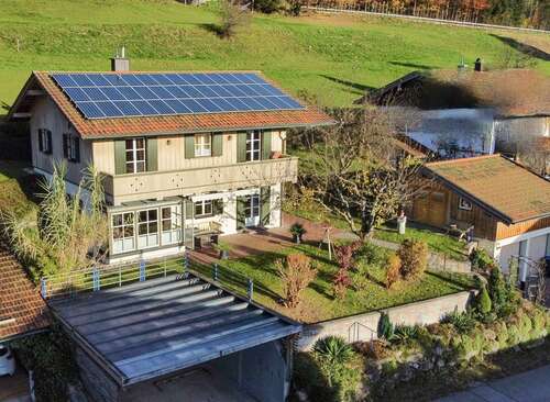 Foto - Haus zum Mieten in Siegsdorf 2.200,00 € 135 m²