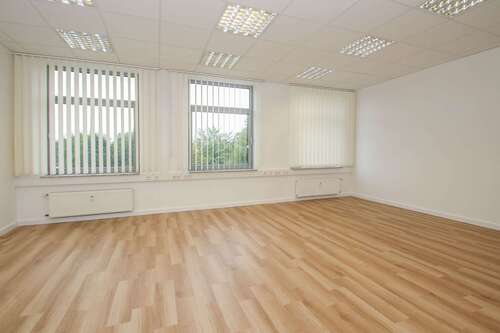 Foto - Büro in Sprockhövel 1.211,76 € 220.32 m²