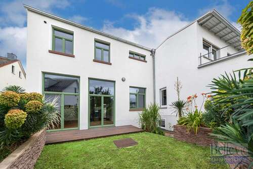 Foto - Haus zum Kaufen in Bad Vilbel 898.000,00 € 123 m²