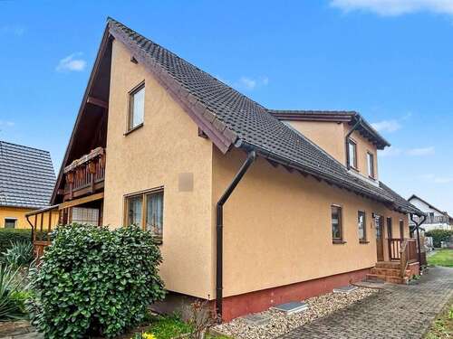 Foto - Haus zum Kaufen in Priestewitz 347.000,00 € 216 m²