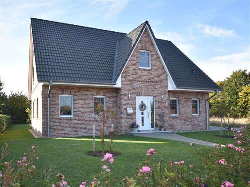 Foto - Haus zum Kaufen in Schwaan 405.000,00 € 173 m²