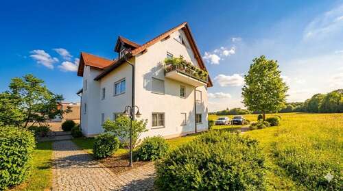 Foto - Wohnung zum Mieten in Dresden 531,00 € 75.75 m²