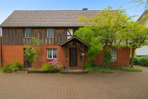 Foto - Haus zum Kaufen in Hennef (Sieg) 321.234,00 € 123 m²