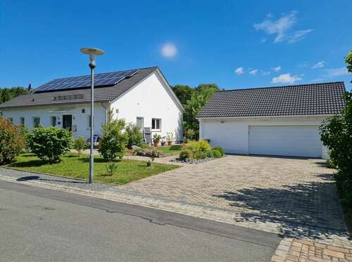 Foto - Haus zum Kaufen in Ebermannstadt 470.000,00 € 112 m²