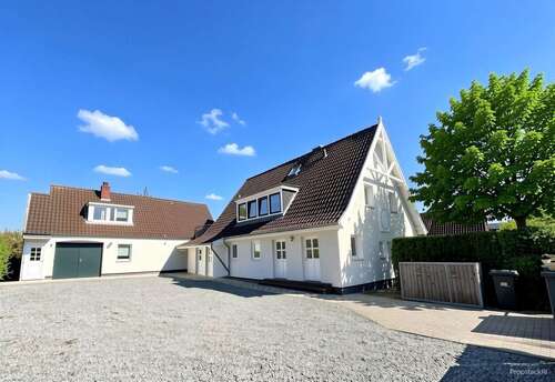 Foto - Haus zum Kaufen in Scharbeutz 995.000,00 € 305 m²
