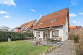 Haus zum Kaufen in Freiburg im Breisgau 999.000,00 € 263 m²
