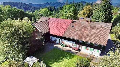 Foto - Haus zum Kaufen in Grünenbach 879.000,00 € 468 m²
