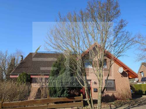 Foto - Haus zum Kaufen in Ratekau 698.000,00 € 270 m²