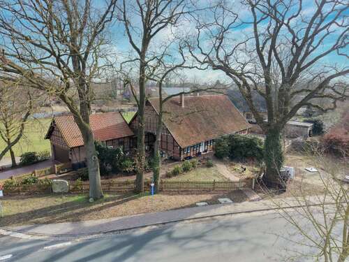 Foto - Haus zum Kaufen in Warmsen 287.800,00 € 272.66 m²