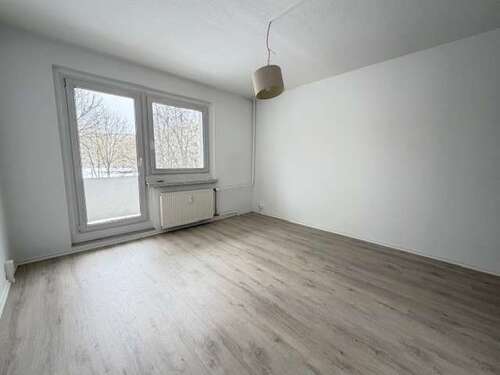 Foto - Wohnung zum Mieten in Plauen 281,50 € 56.3 m²