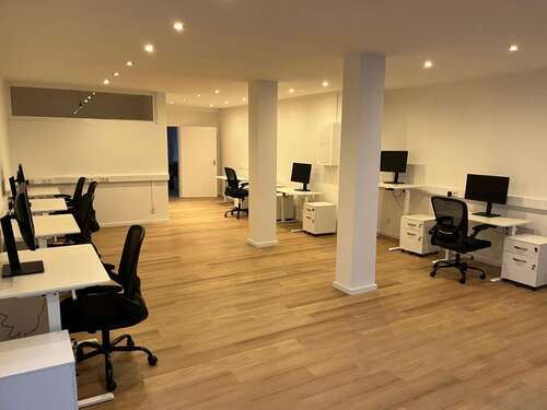 Foto - Büro in Leverkusen 999,00 € 24 m²