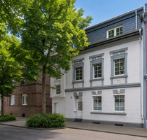 Haus zum Mieten in Siegburg 2.450,00 € 210 m²
