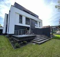 Haus zum Kaufen in Meerbusch 1.700.000,00 € 277 m²