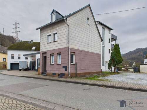 Foto - Haus zum Kaufen in Fachbach 90.000,00 € 63 m²