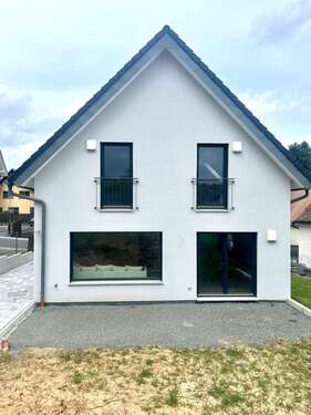 Foto - Haus zum Kaufen in Klingenberg am Main 685.000,00 € 145 m²