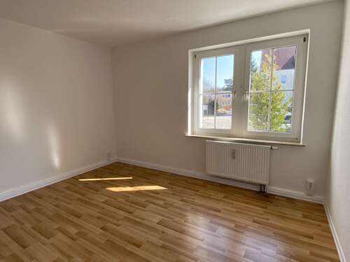 Foto - Wohnung zum Mieten in Groß Schacksdorf 323,00 € 66 m²