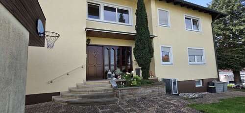 Foto - Haus zum Kaufen in Neustadt an der Aisch 649.000,00 € 275 m²