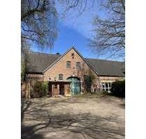 Halle in Oldenburg 1.400,00 € 145 m²
