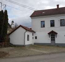 Haus zum Kaufen in Weischlitz 95.000,00 € 148.3 m²