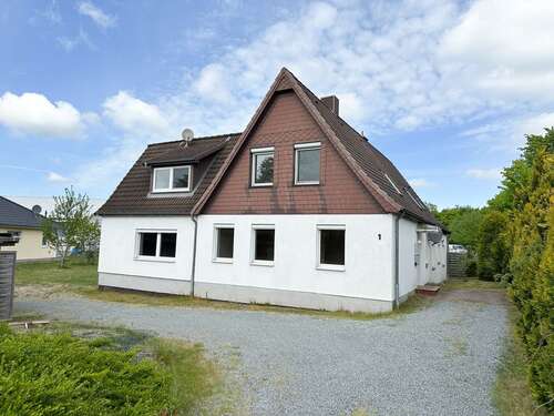 Foto - Haus zum Kaufen in Süsel 369.000,00 € 162 m²