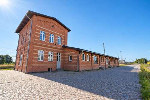Foto - Wohnung zum Mieten in Bützow 799,00 € 84.56 m²