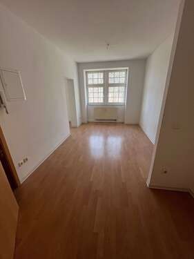 Foto - Wohnung zum Kaufen in Freiberg 25.000,00 € 27.27 m²