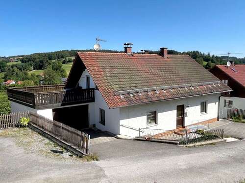 Foto - Haus zum Kaufen in Miltach 199.000,00 € 151.74 m²