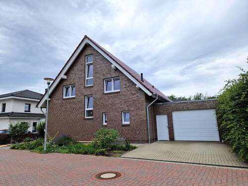 Foto - Haus zum Mieten in Lehre 1.850,00 € 165 m²